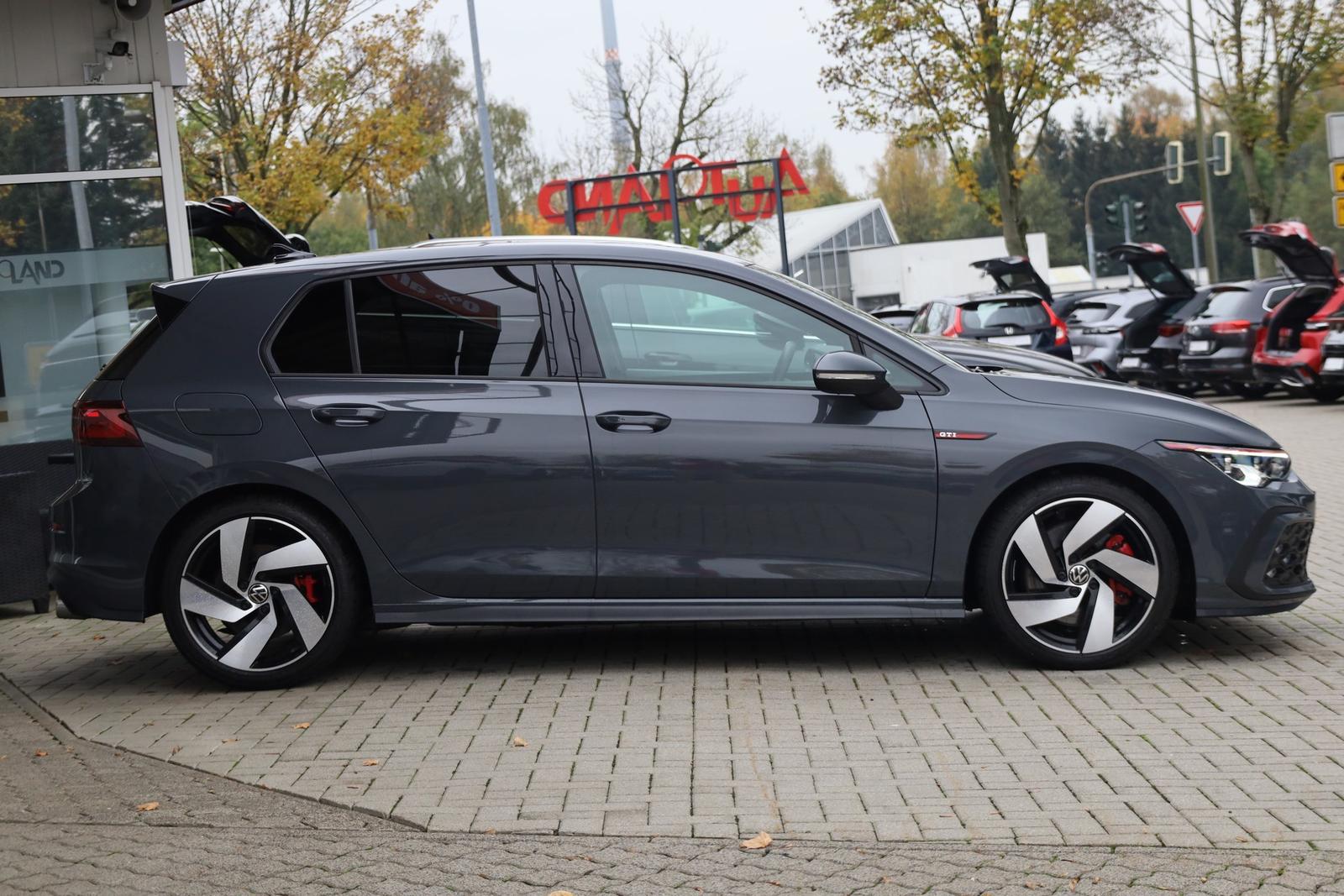 Volkswagen Golf VIII 2.0 GTI HarmanKardon Head-Up AHK ACC