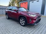 Toyota RAV 4 2.5 4x2 Hybrid Lounge - Toyota RAV 4 Gebrauchtwagen in Düsseldorf
