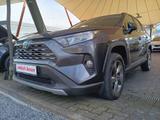 Toyota RAV 4 2.5 4x2 Hybrid Team Deutschland - Toyota RAV 4 Team-Deutschland