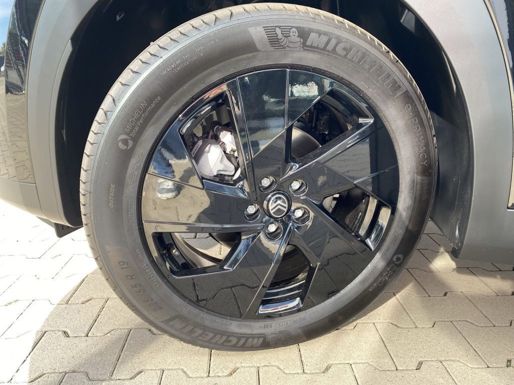 Fahrzeugabbildung Citroën C5 Aircross Hybrid 145 MAX *beh. Frontscheibe*