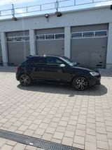 Audi S1 2.0 TFSI quattro Sportback - Bose - Vollleder - mit Benzin-Antrieb: Allradantrieb, Kleinwagen