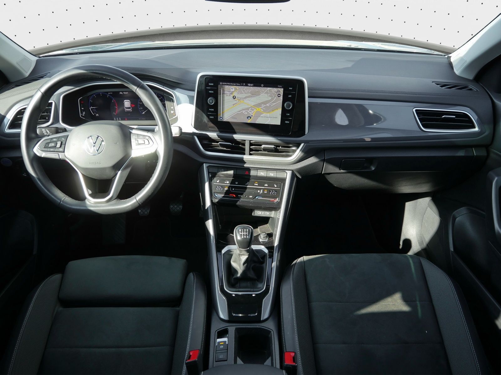 Volkswagen T-Roc - Bild 5