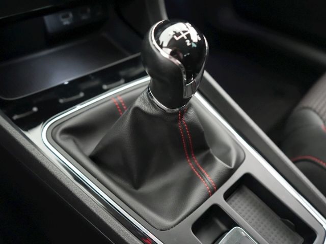 Leon ST TSI FR+LED+NAVI+RÜCKFAHRKAMERA+SITZHEIZU