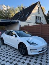 Tesla Model 3 Long Range Dual Motor AWD  - Tesla Model 3 in Berlin