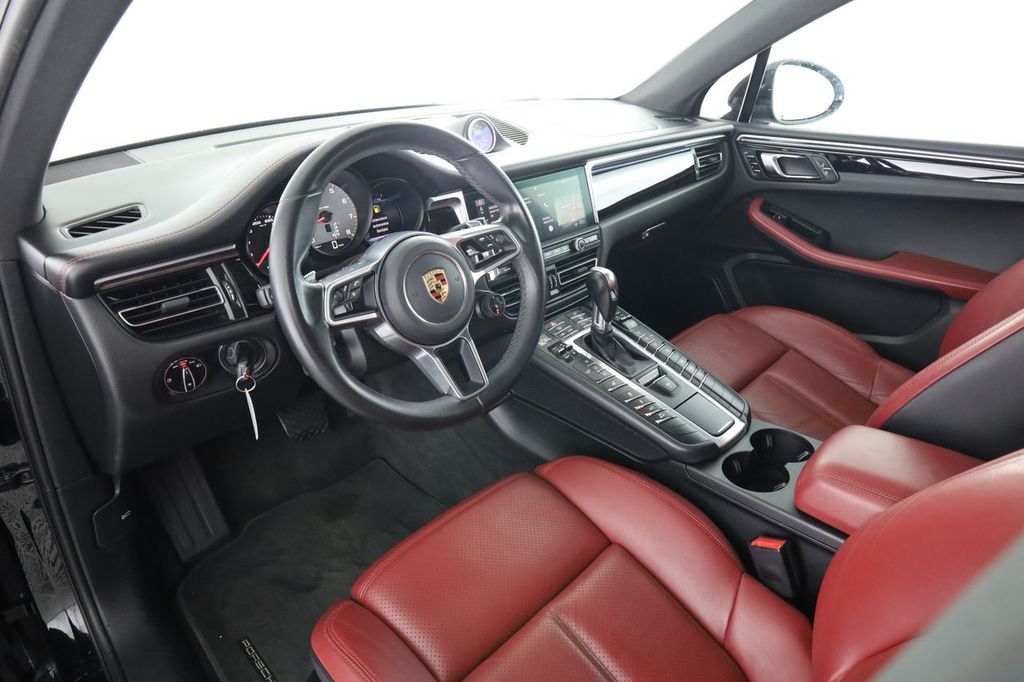 Image of Porsche Macan