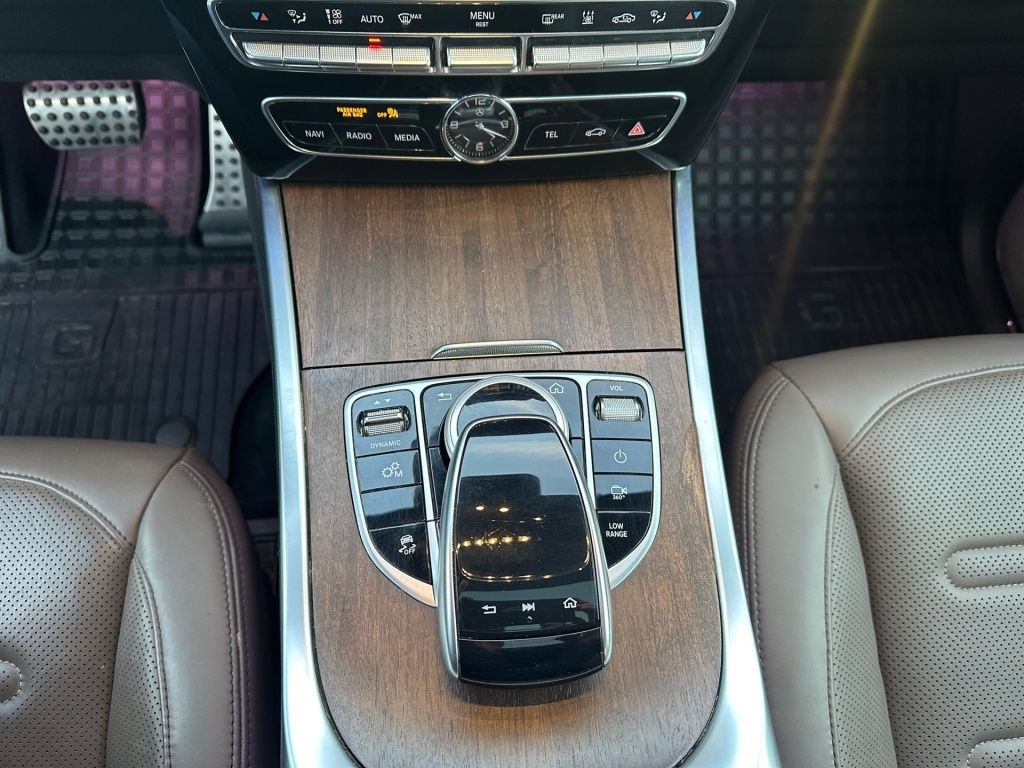 Fahrzeugabbildung Mercedes-Benz G 400 d Exclusive AHK SDHZ Totwi. LED 360° Burm.