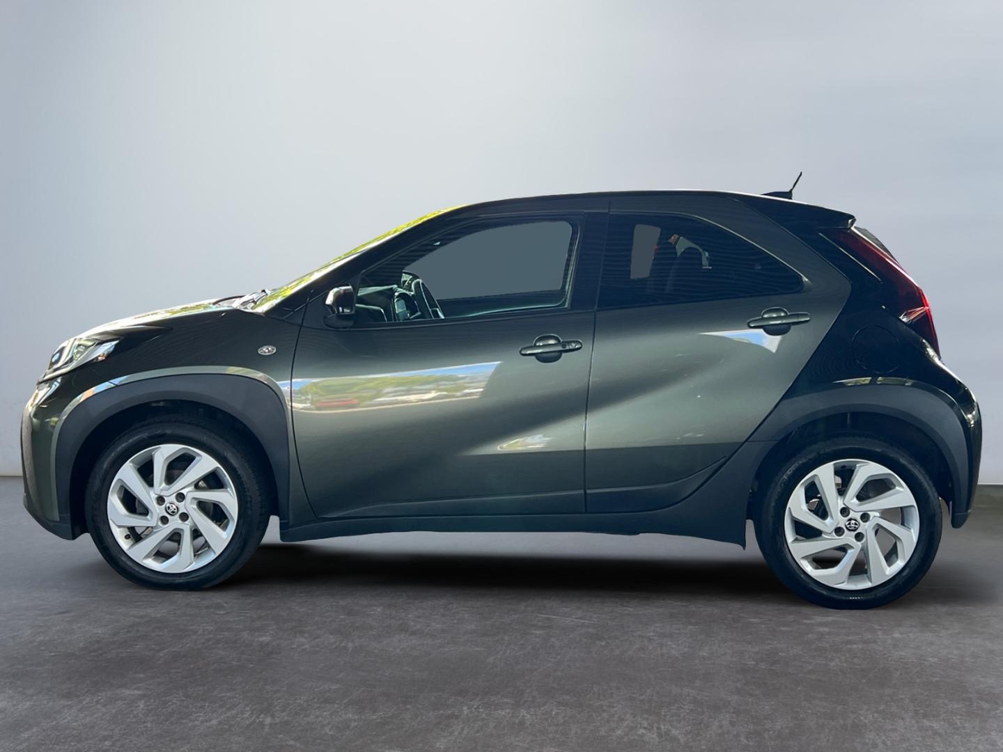 Toyota Aygo X S-CVT Pulse *ACC*CAM*SHZ*CarPlay*Bi-Tone*, миниатюра 4
