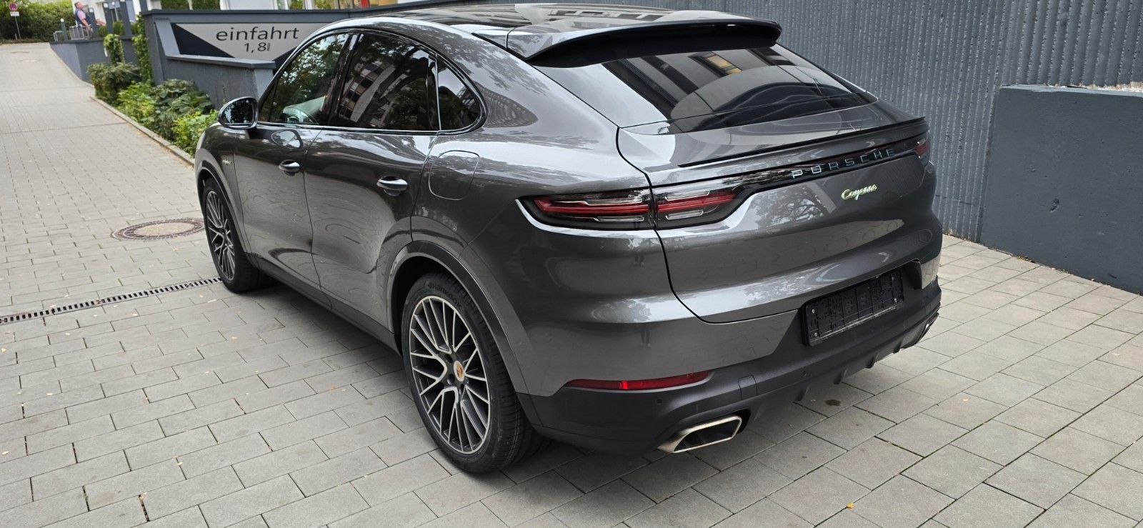 Porsche CayenneCoupe E-Hybrid Luftfed HUD ACC ALU21,Bos foto 3