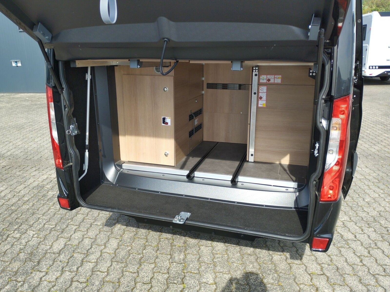 Fahrzeugabbildung Malibu Genius 641 LE Klimaautomatik, Radio DAB
