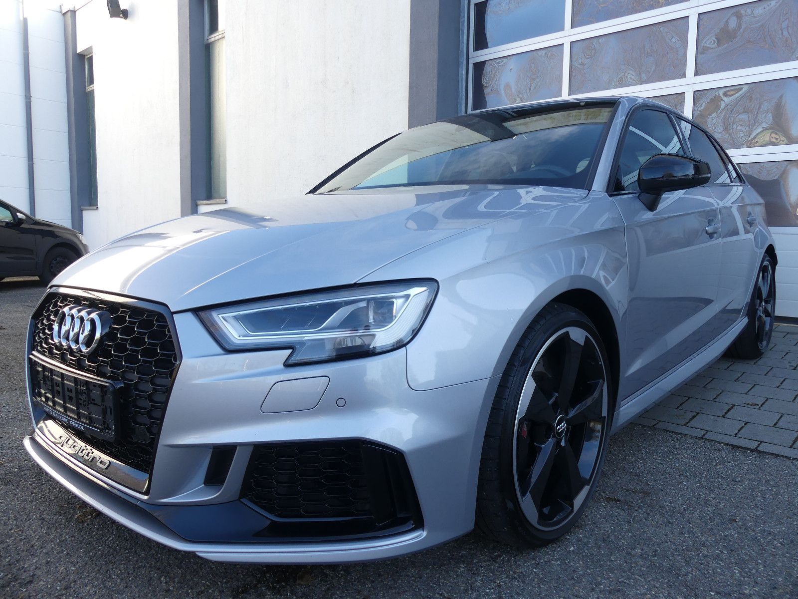 AUDI RS3 Sportback ABT/RS Sitze/Pano/B&amp;O/Magnetic