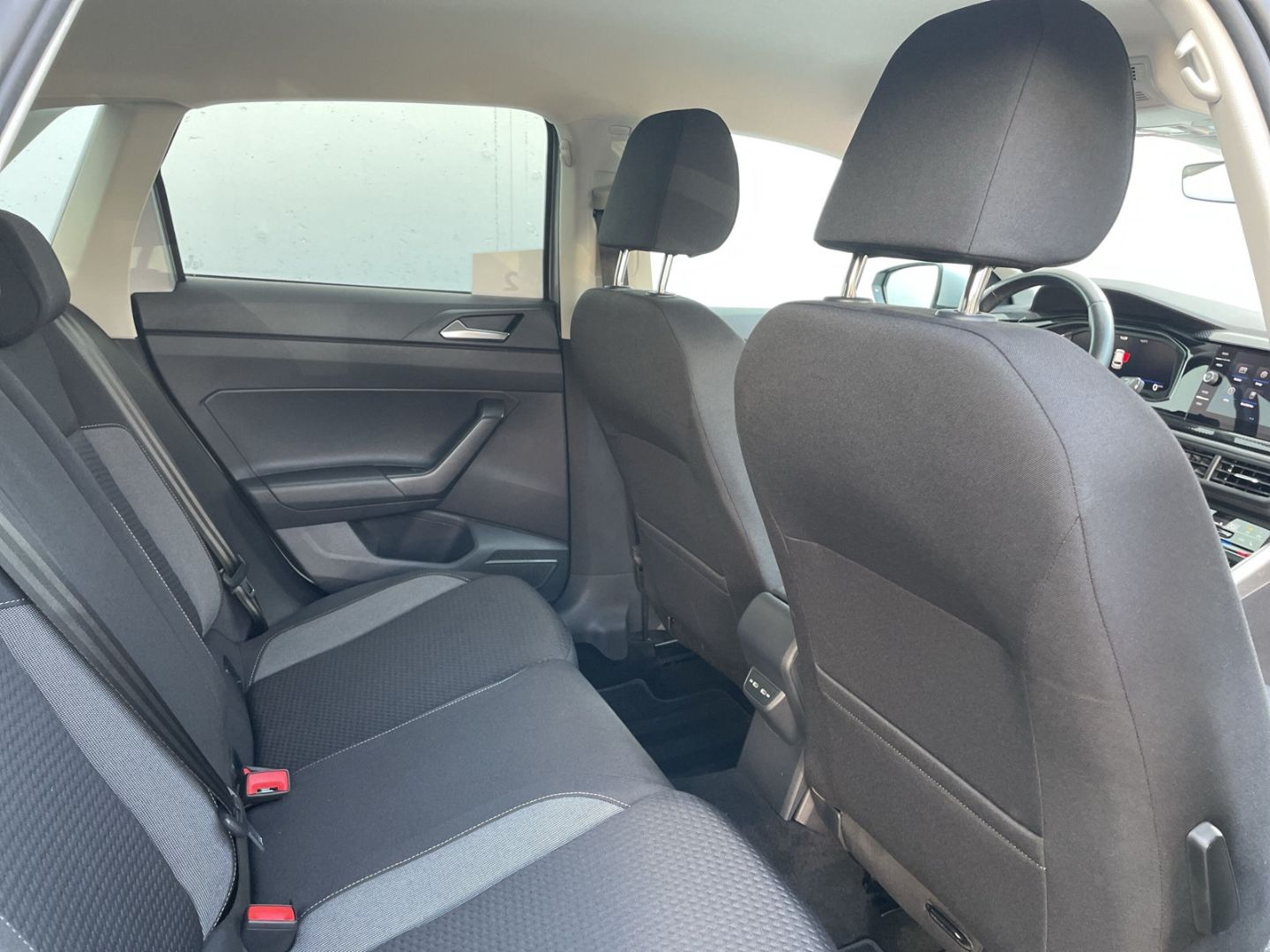 Polo 1.0 TSI DSG Active Kamera/Keyless/Navi/LED/