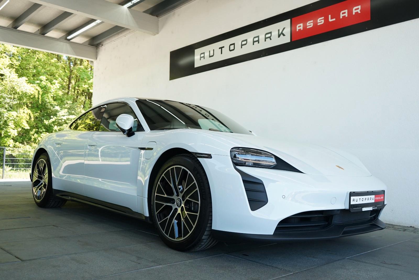 Porsche Taycan Lim. SportDesign/3xDisplay/Pano/360°/18W