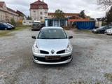 Renault Clio III Expression - Renault Clio: Iii Expression