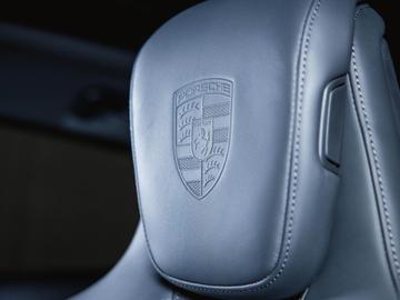 صورة مصغرة 43 لـ 2026 Porsche TAYCAN