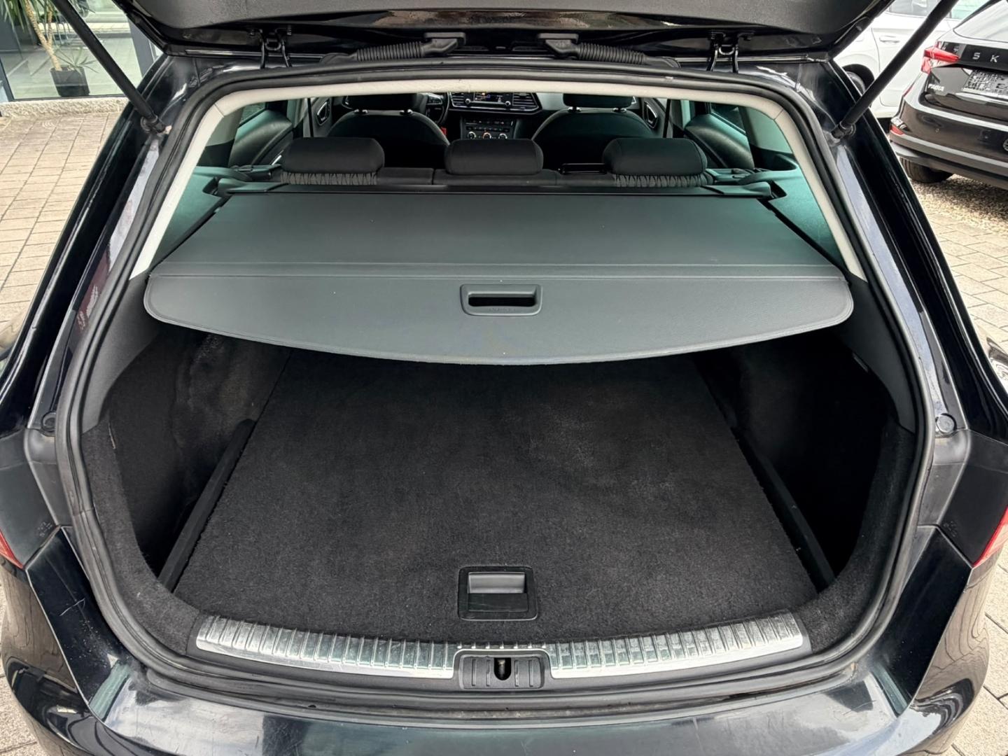 Seat Leon 2014 — photo 21