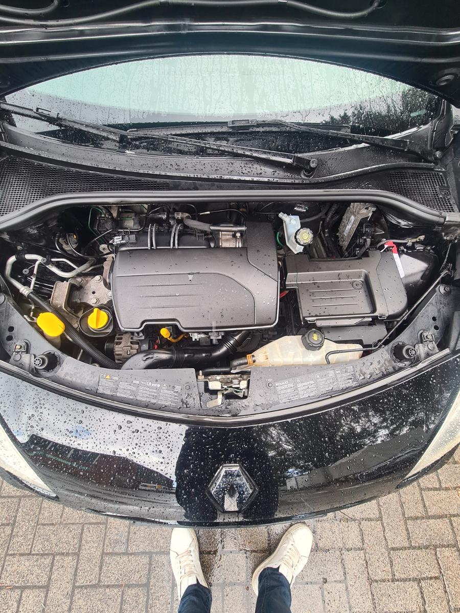Renault Clio 2012 — photo 14