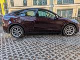 Tesla Model Y Long Range 2024 Modell AWD Rot - rote Tesla Model Y