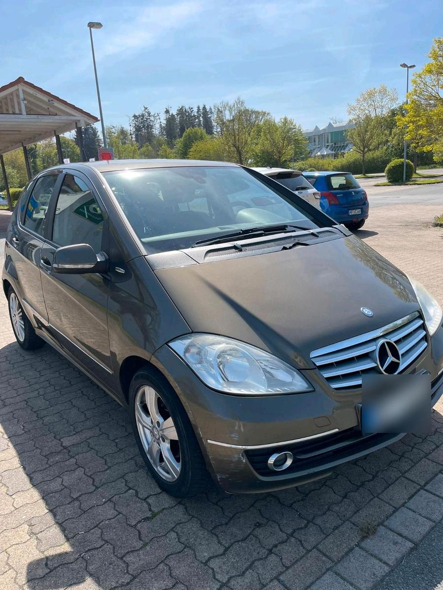 Mercedes-Benz A 180