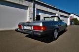 Mercedes-Benz SL 560 - silberne Mercedes-Benz SL 560