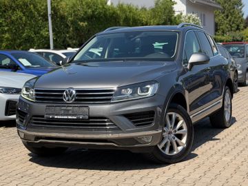 Volkswagen Touareg - 2
