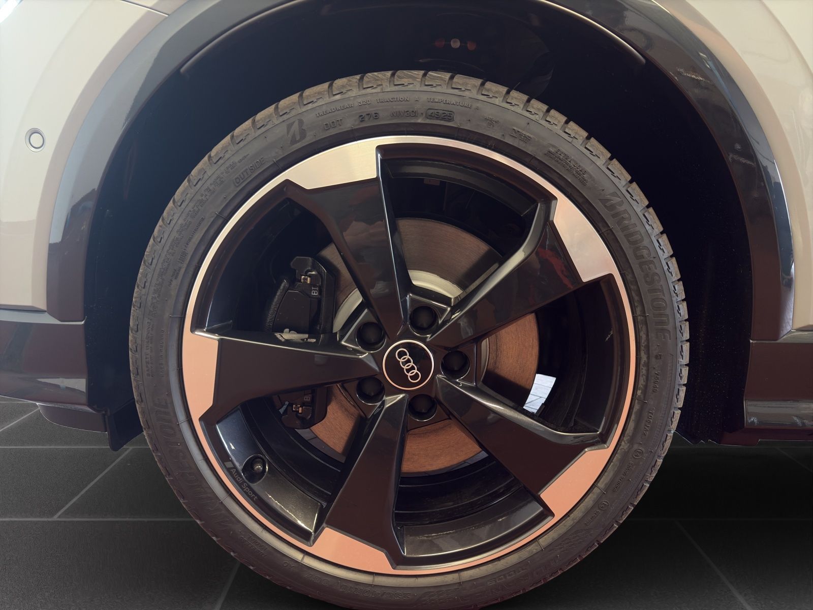 Audi SQ2 - Bild 8
