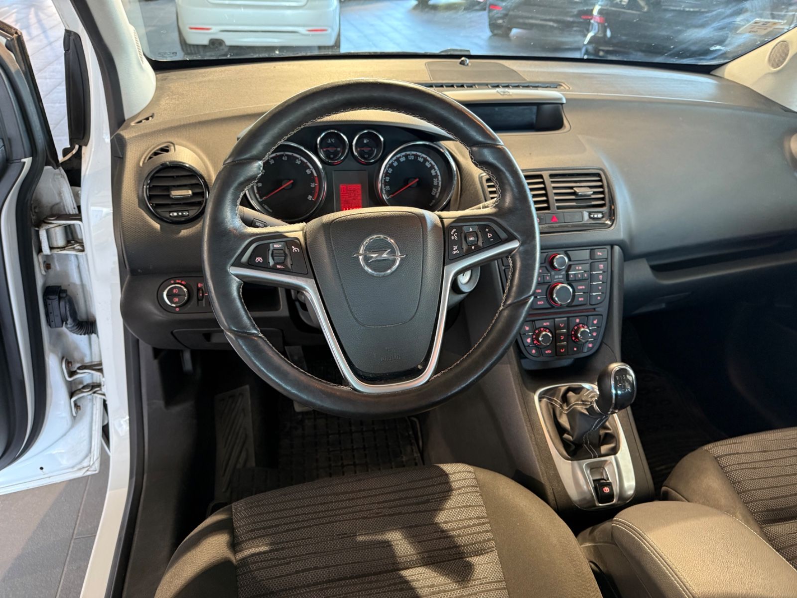 Fahrzeugabbildung Opel Meriva B Style 1.4 T *SHZ*LHZ*PDC*AHK*