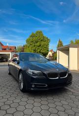 BMW 520d  Touring Luxury Vollausstat. HUD Pano ACC