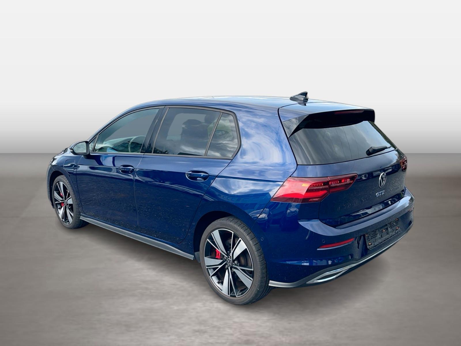 Volkswagen Golf VIII GTE 1.4 TSI+DSG+MATRIX-LED+NAVI-PRO+PA