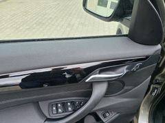 Fahrzeugabbildung X1 xDrive 18 d Sport Line