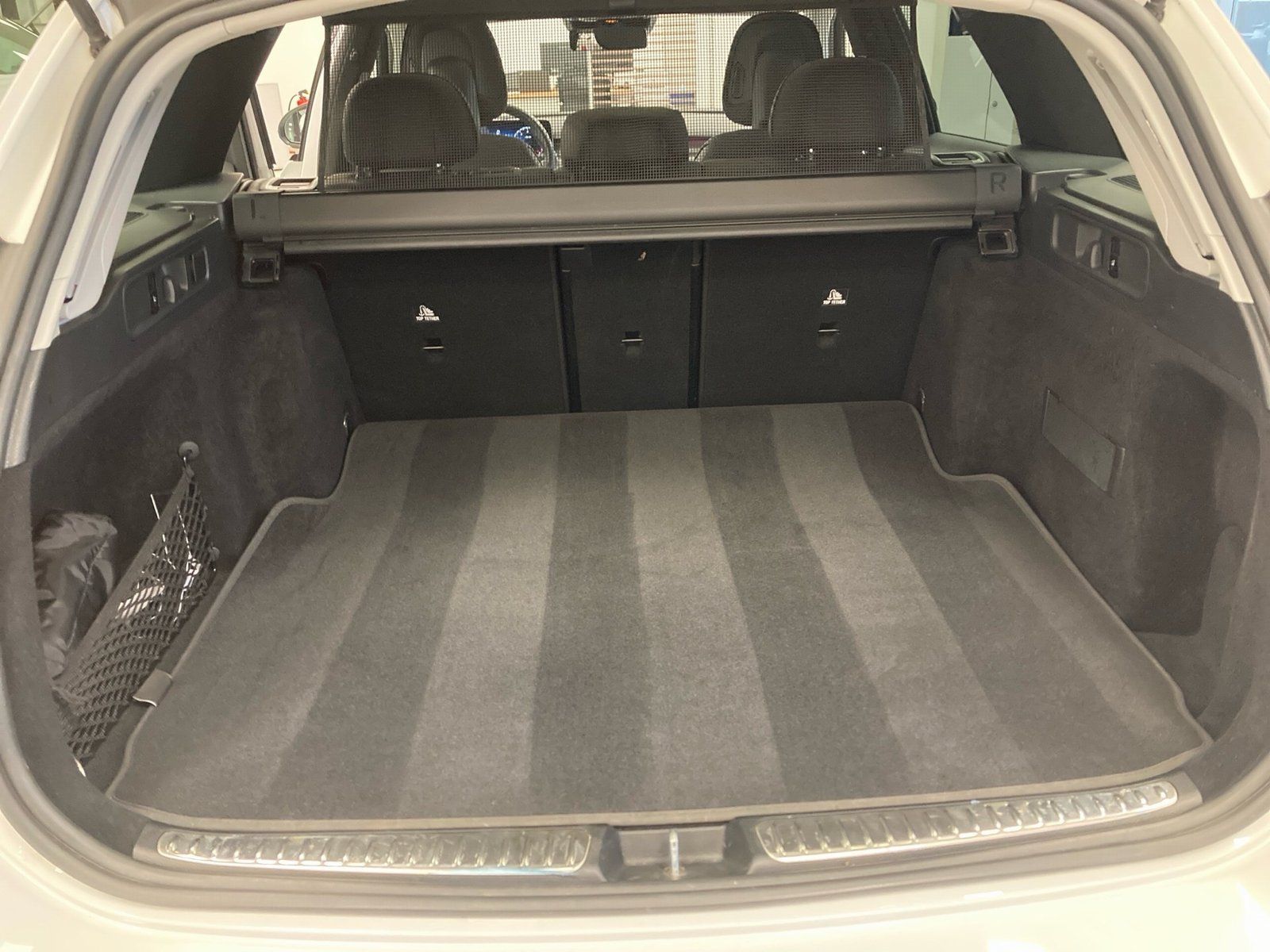 Fahrzeugabbildung Mercedes-Benz C 300 T AMG*Distronic*AHK*360*Burmester*Panorama