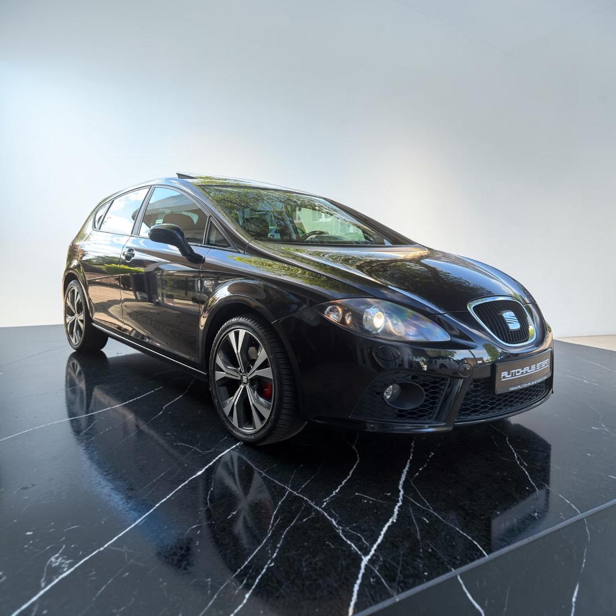 Seat LEON*CUPRA*BI-XENON*SCHIEBEDACH*DSG*NAVI*SHZ