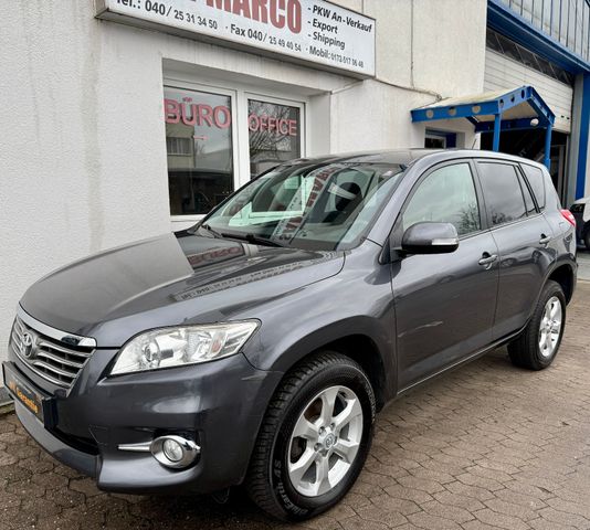 Toyota RAV 4  Life 4x4 2 Hand Schecheftgepflegt