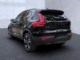 Volvo XC 40 Plus Dark 2WD - Volvo XC40 Gebrauchtwagen in München