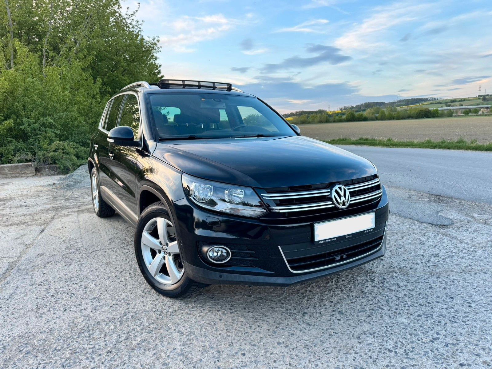 VW Tiguan 1.4 TSI 92 BMT LOUNGE Sport &amp; Style L...
