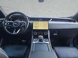 Jaguar F-Pace D200 AWD R-Dynamic SE - Jaguar F-Pace: Se