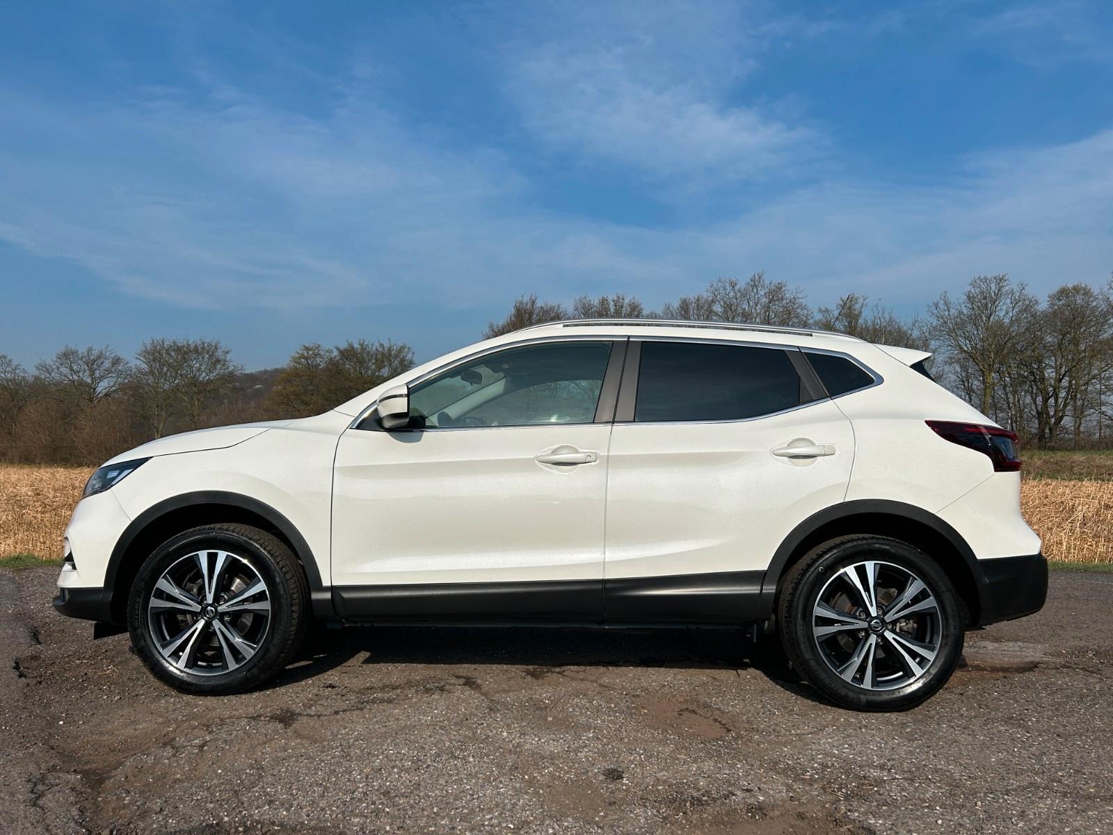 Nissan Qashqai 1.3 DIG-T Shiro Klimaauto Kamera