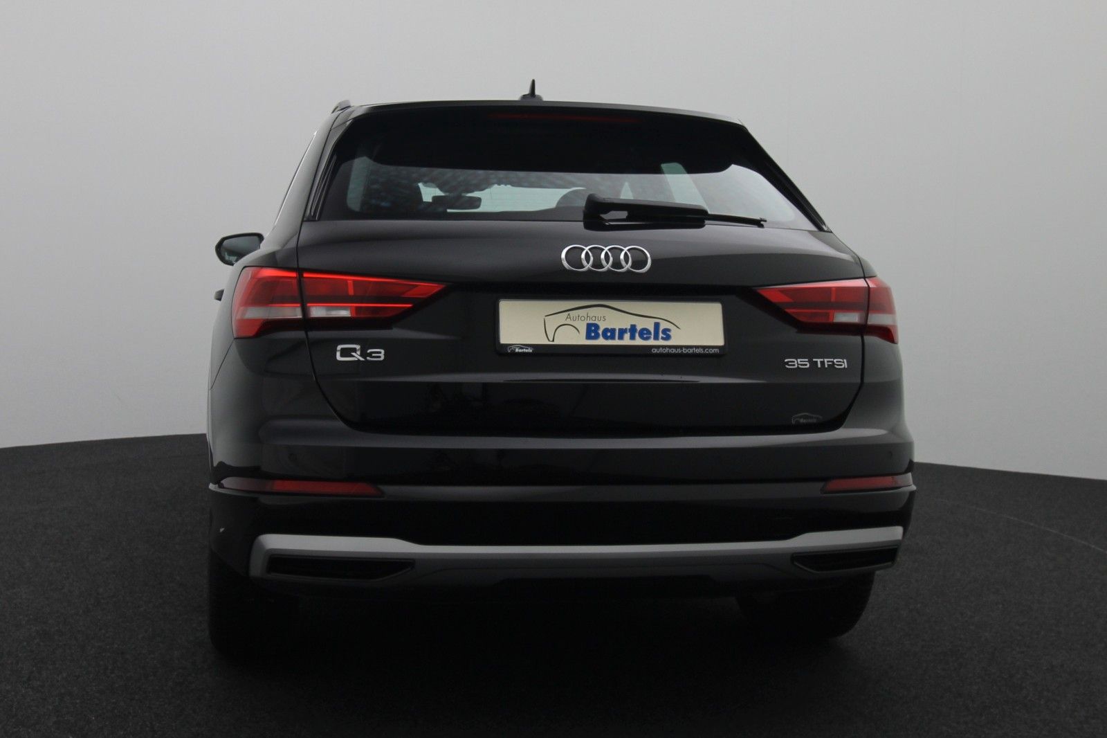 Fahrzeugabbildung Audi Q3 35 TFSI advanced