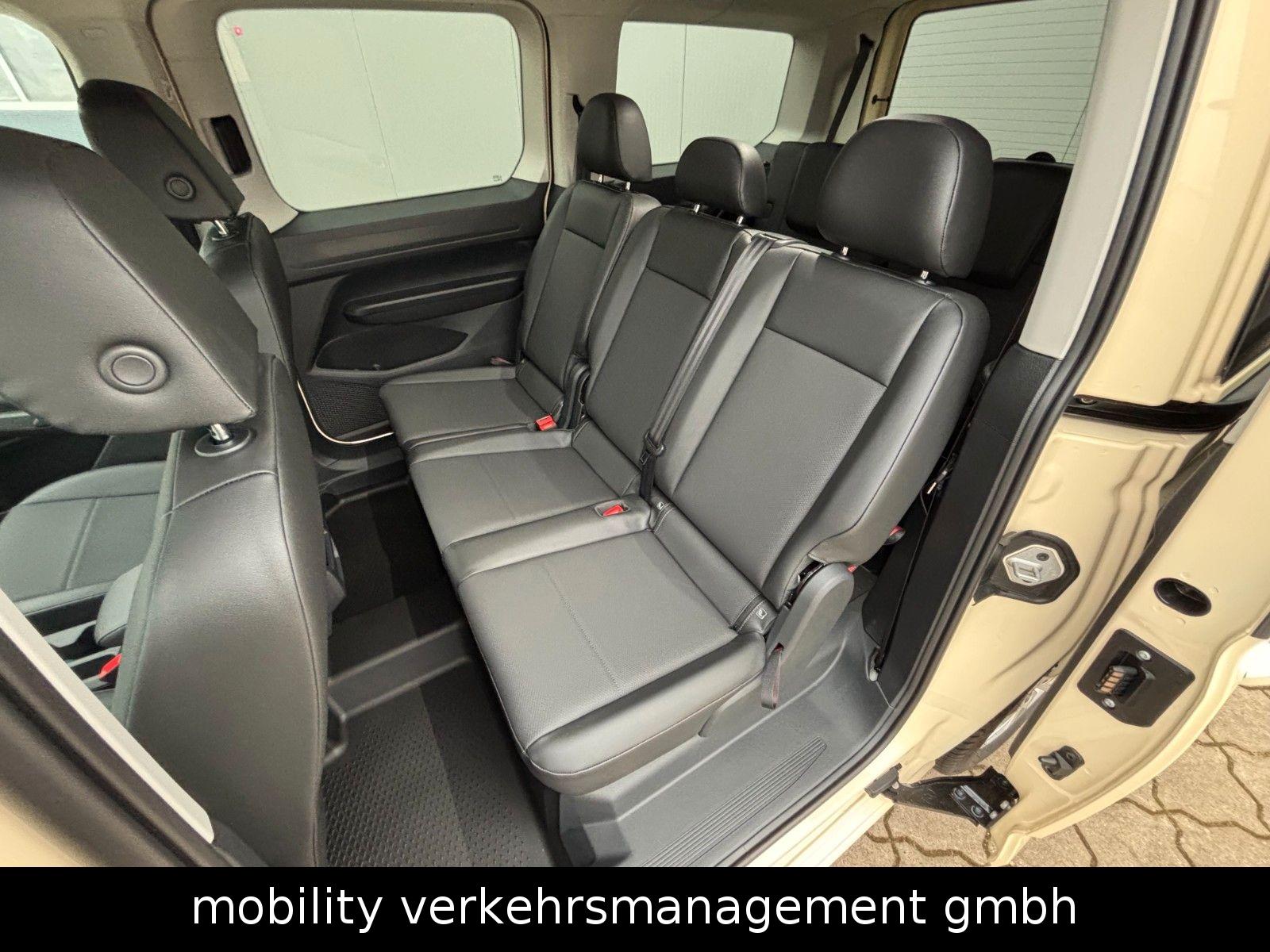 Volkswagen Caddy Life Maxi DSG Taxi Rollstuhl LED 7-Sitzer