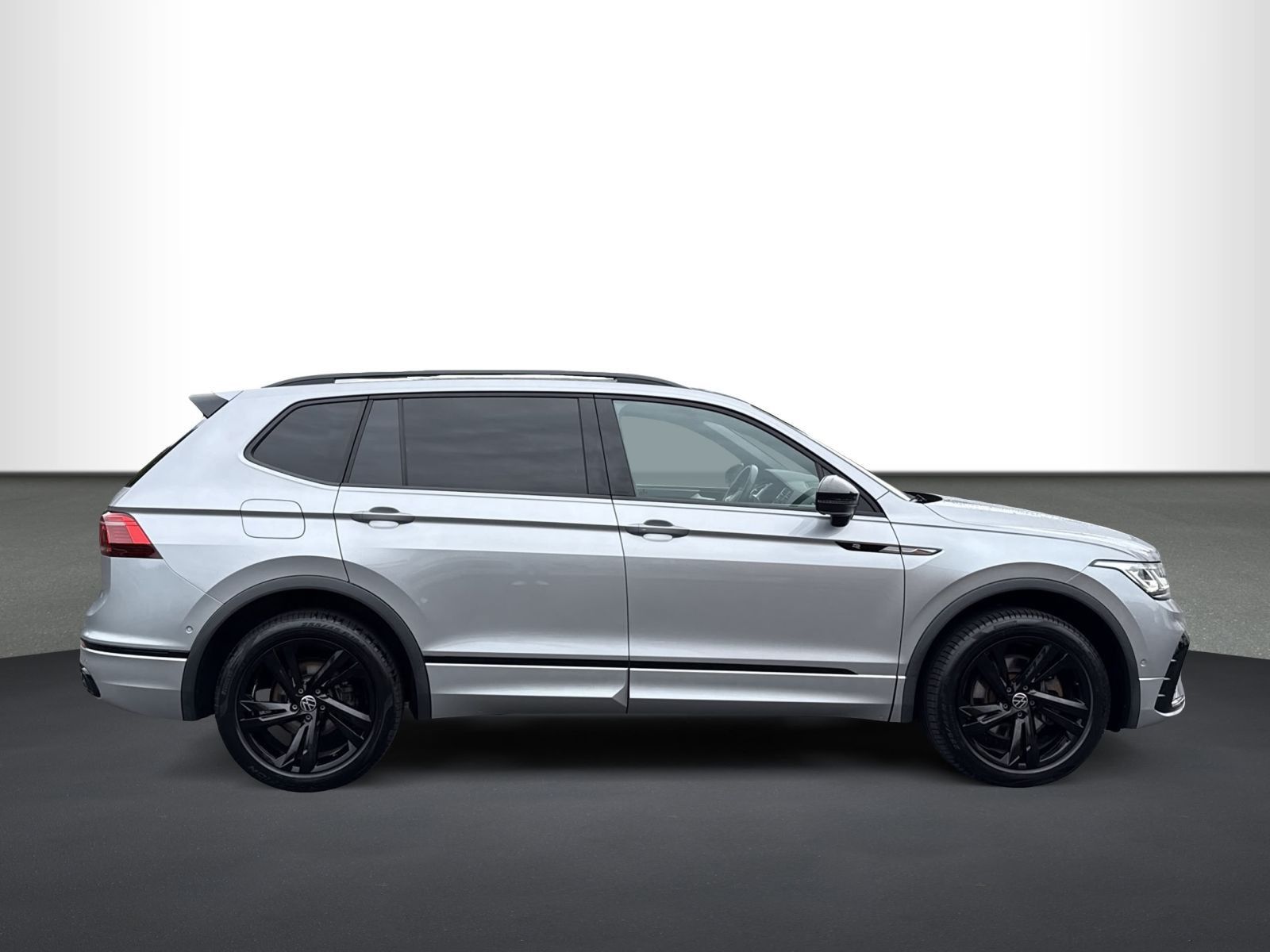 Volkswagen Tiguan Allspace R-Line 2.0 TDI 4Motion DSG PANO foto 6