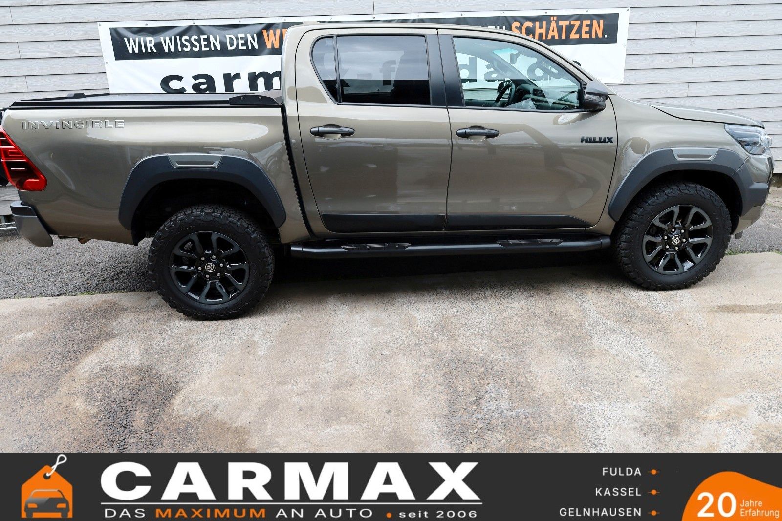 Fahrzeugabbildung Toyota Hilux 2.8 D-4D Invincible,ACC,Navi,Rollo,AHK
