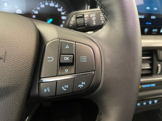 Fahrzeugabbildung Ford Focus Turnier Titanium 1.0 EcoBoost Mild-Hybrid