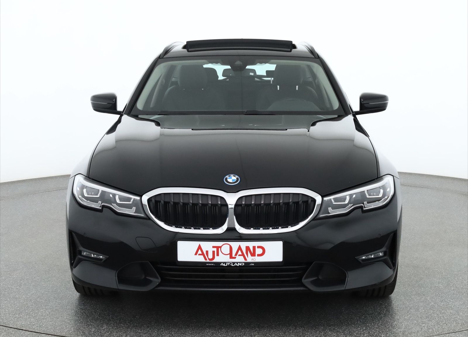 BMW 330e Touring Sport Line Leder AHK Panorama Navi foto 8