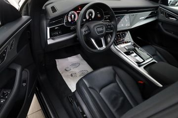 Audi Q8 - 9