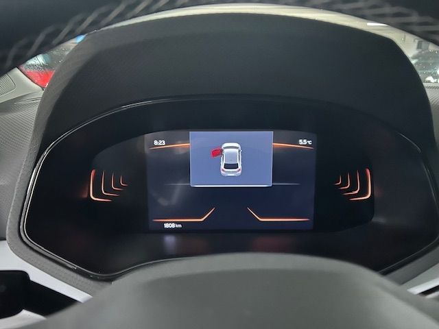 Fahrzeugabbildung SEAT Ibiza Road Edition Navi Digitales Cockpit LED A
