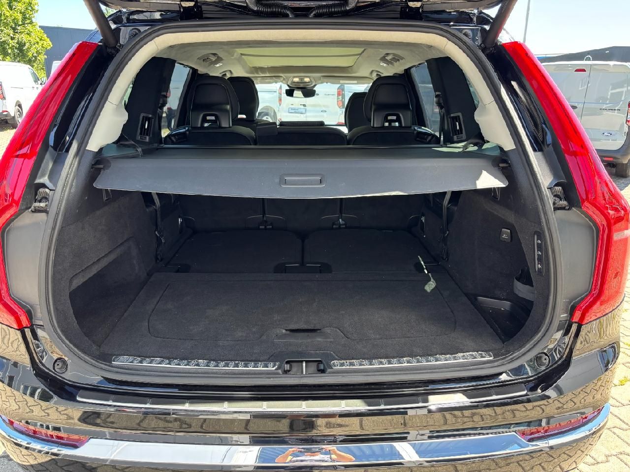 Fahrzeugabbildung Volvo XC90 Ultimate Bright AWD