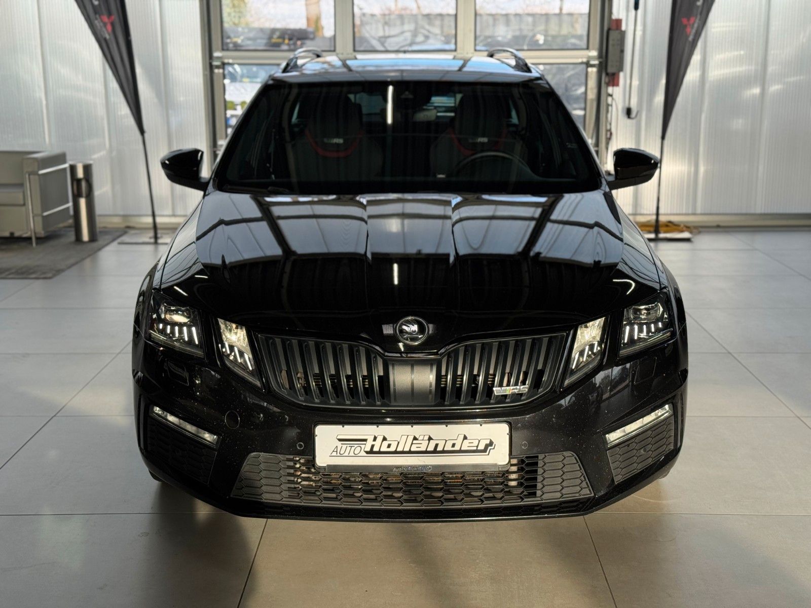 Fahrzeugabbildung SKODA Octavia Combi 2.0 TDI RS 4x4   "ACC Park-Paket"
