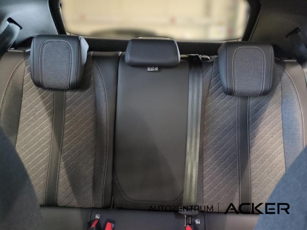 Peugeot 2008 Hybrid 145 Allure AT. 360Kam/Navi/ACC -44%*