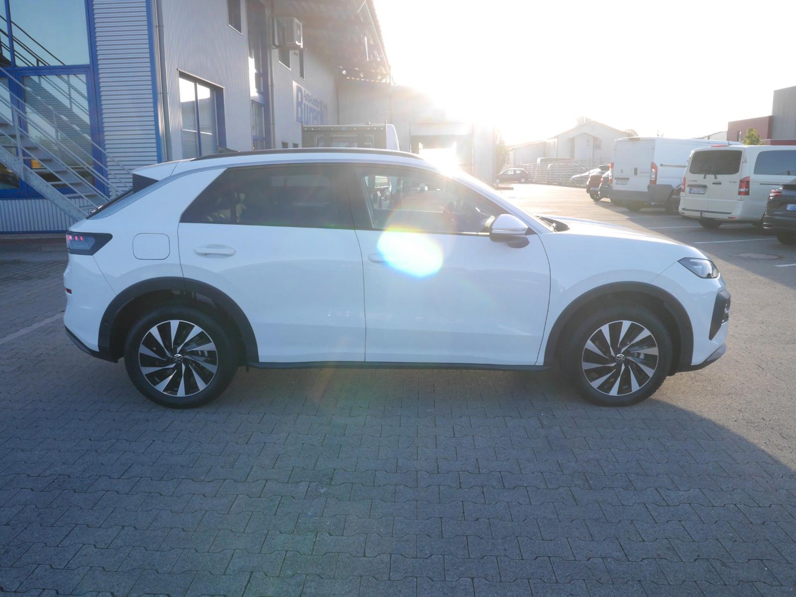 Volkswagen T-Roc 1.5 eTSI LED/Navi/APP/ACC/Kamera, миниатюра 12