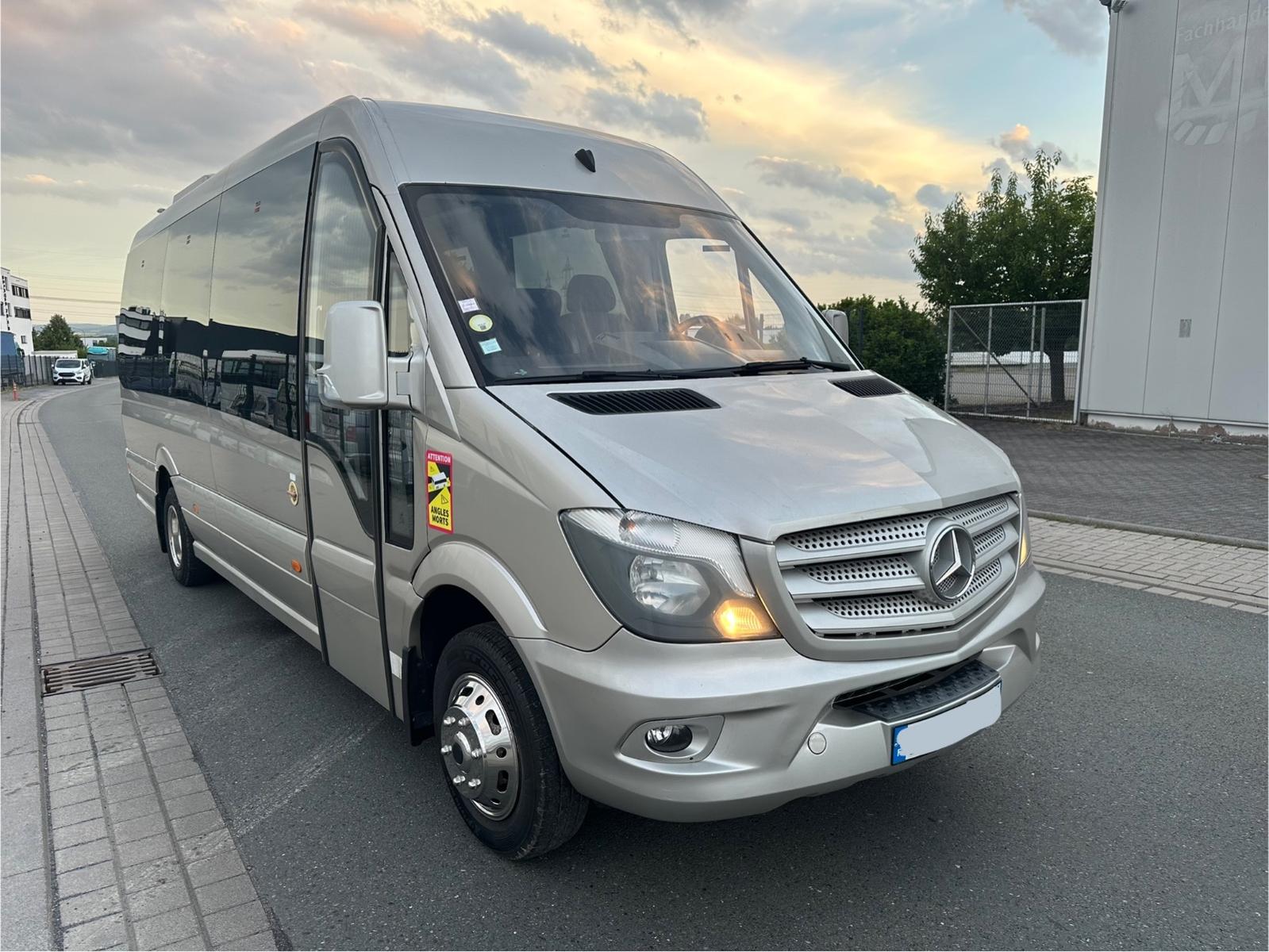 Mercedes-Benz Sprinter 519