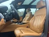 BMW 530e Touring Luxury h/k HUD Laser Pano INDIVIDUA - rote BMW 5er Reihe